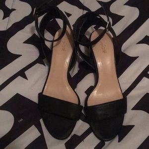 Block heel strappy sandals